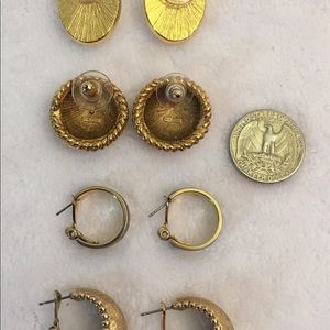 Vintage lot  4 gold tone Monet & Trifari earrings